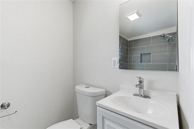 1623 E 36th Street, Kansas City, MO 64109