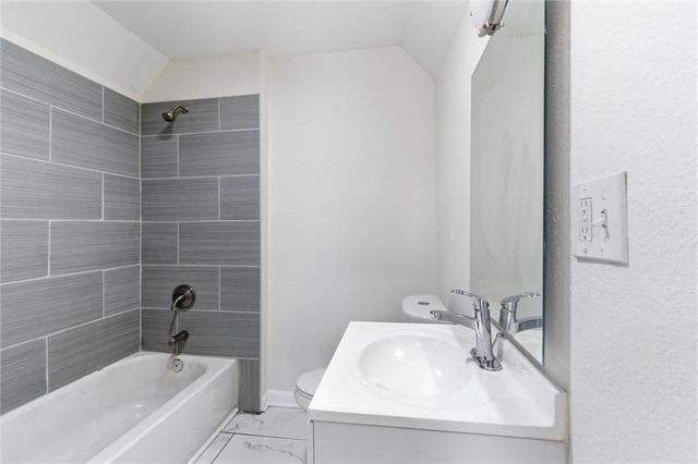 1623 E 36th Street, Kansas City, MO 64109