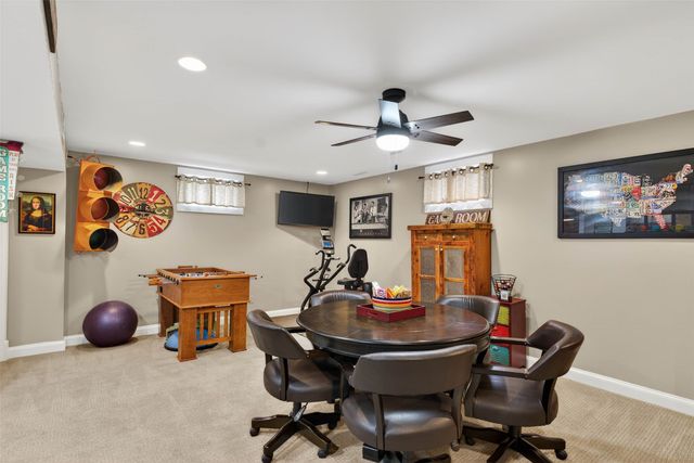 2520 E 25th Street, Des Moines, IA 50317