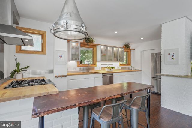 4101 ARKANSAS AVE NW #B, Washington, DC 20011