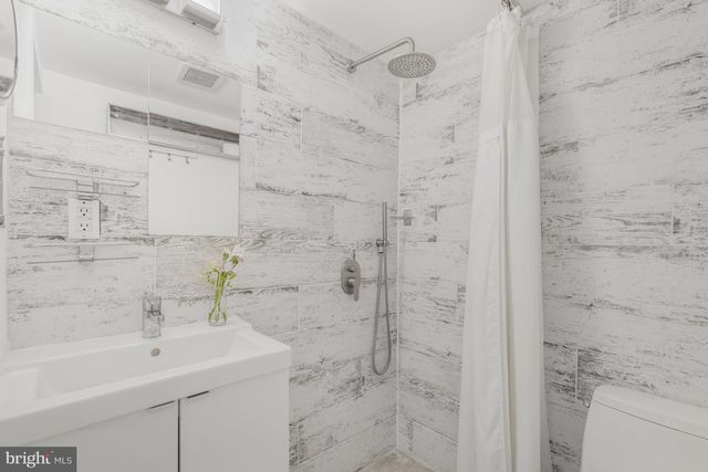 4101 ARKANSAS AVE NW #B, Washington, DC 20011