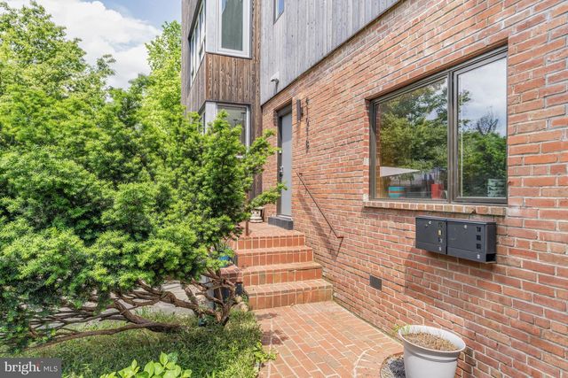 4101 ARKANSAS AVE NW #B, Washington, DC 20011