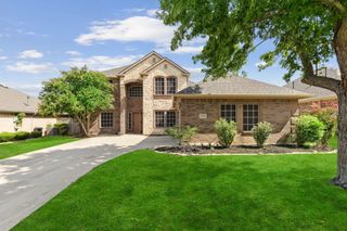 2112 Bentley Drive, Mansfield, TX 76063