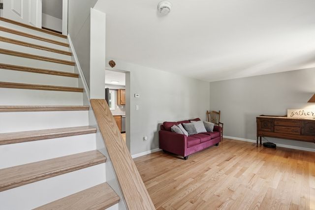 10 Scandinavia Ave, Worcester, MA 01603
