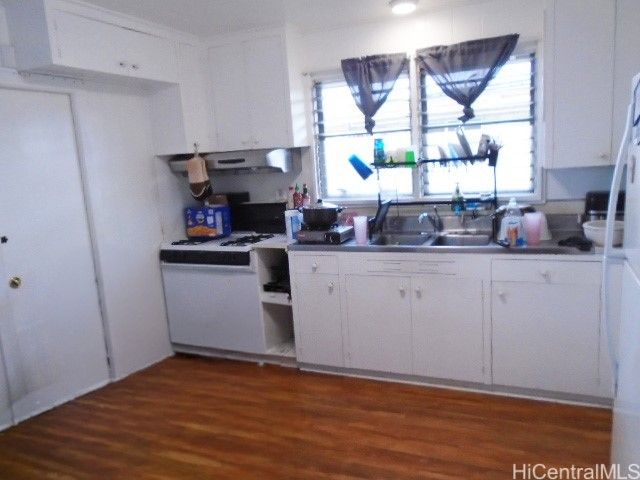 835 Puu Kula Drive, Pearl City, HI 96782