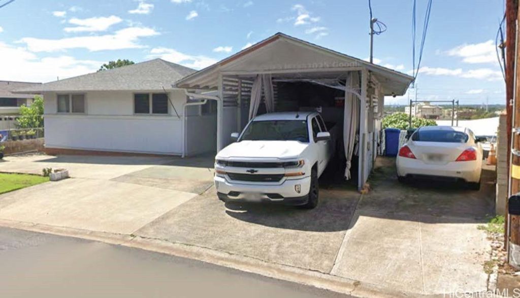 835 Puu Kula Drive, Pearl City, HI 96782