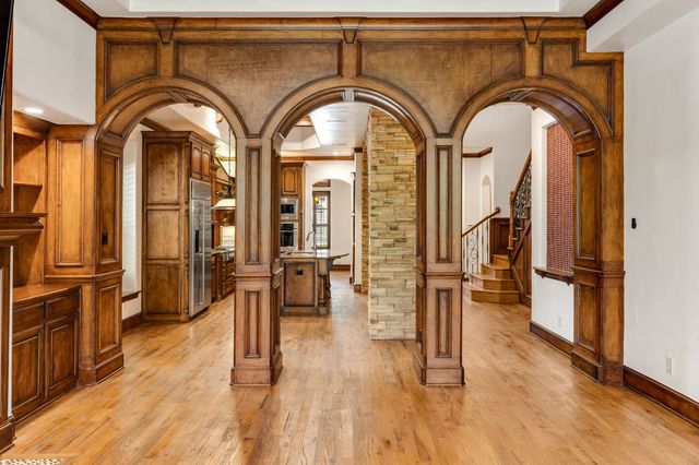 18231 Brighton Green, Dallas, TX 75252
