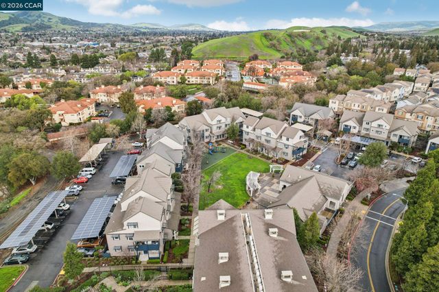 6759 S Mariposa Ln, Dublin, CA 94568