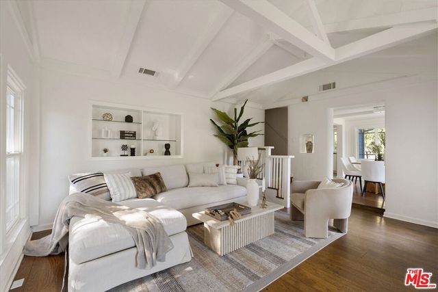 5514 Canyonside Road, La Crescenta, CA 91214