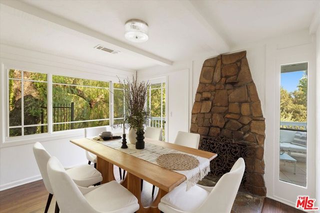 5514 Canyonside Road, La Crescenta, CA 91214