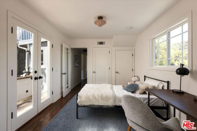 5514 Canyonside Road, La Crescenta, CA 91214