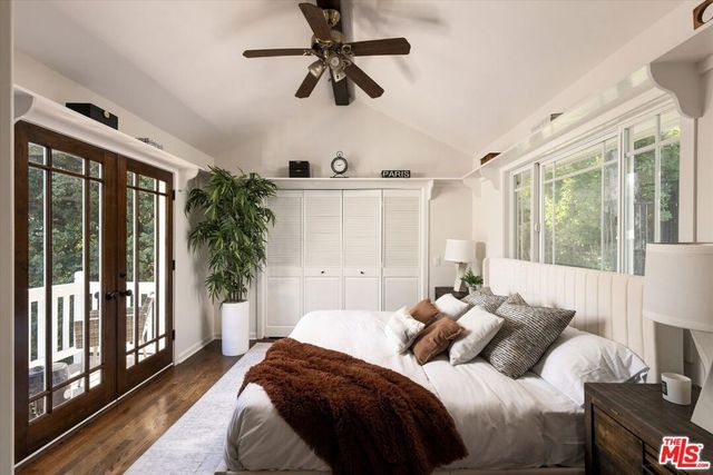 5514 Canyonside Road, La Crescenta, CA 91214