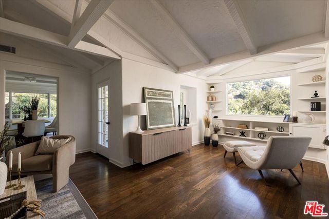 5514 Canyonside Road, La Crescenta, CA 91214
