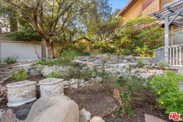 5514 Canyonside Road, La Crescenta, CA 91214