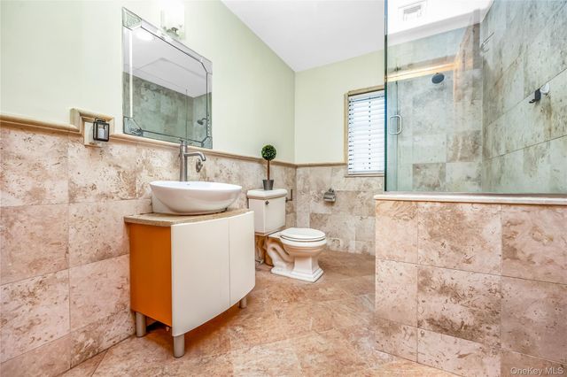 47-56 Glenwood Street, Little Neck, NY 11362