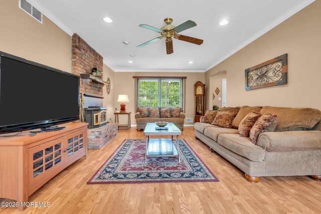 440 Pfister Road, Jackson, NJ 08527