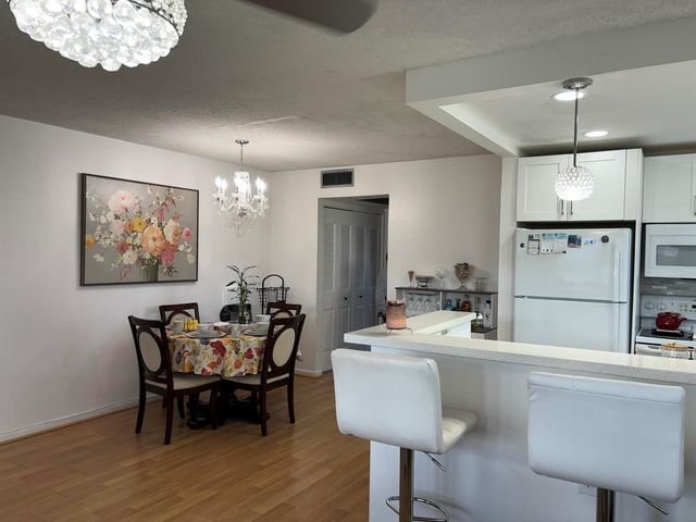 172 Camden, West Palm Beach, FL 33417