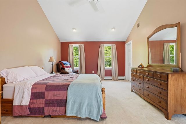 28 Wood Dr, Mendon, MA 01756