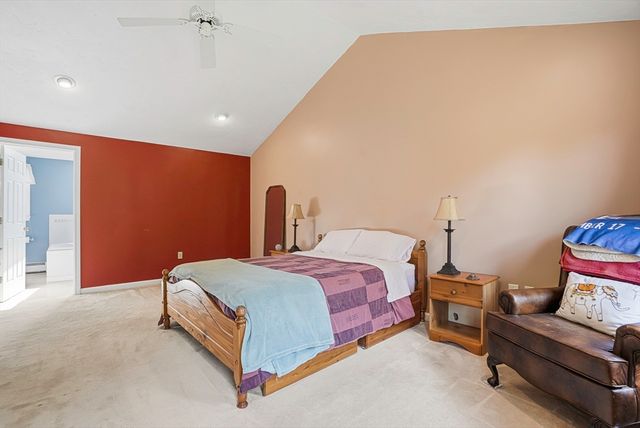 28 Wood Dr, Mendon, MA 01756
