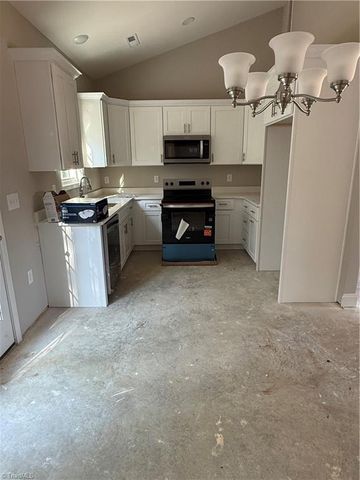 104 Meta Breeze Lane, Mocksville, NC 27028