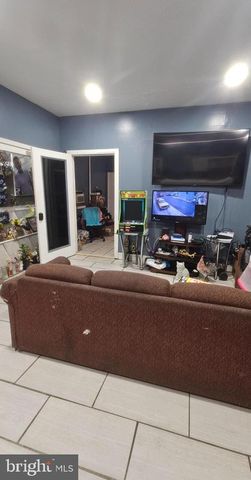 2137-39 E ANN ST, Philadelphia, PA 19134