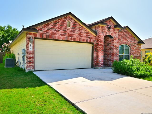 2675 DIAMONDBACK TRL, New Braunfels, TX 78130