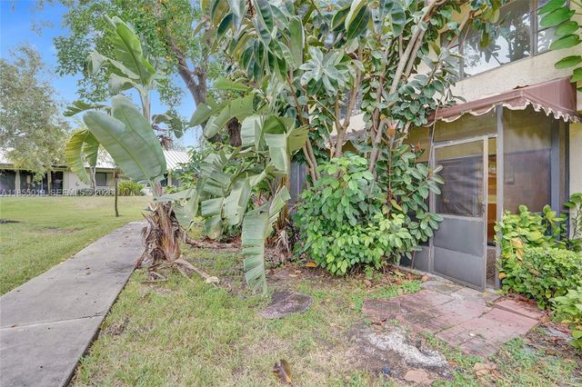 3621 Lime Hill Rd 202, Lauderhill, FL 33319