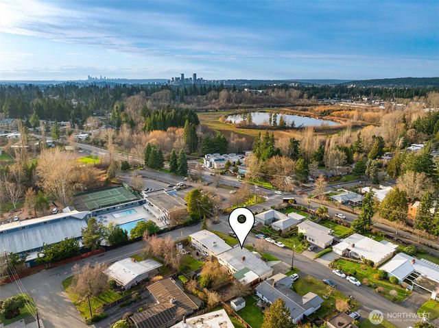 15411 SE 8th Street, Bellevue, WA 98007