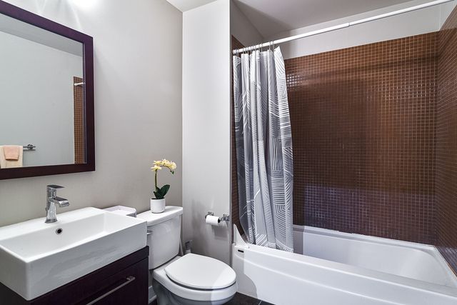 650 W WAYMAN Street 206C, Chicago, IL 60661