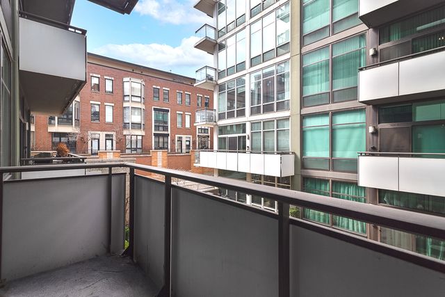 650 W WAYMAN Street 206C, Chicago, IL 60661