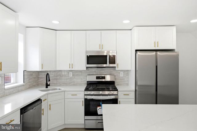 5919 N HUTCHINSON ST, Philadelphia, PA 19141