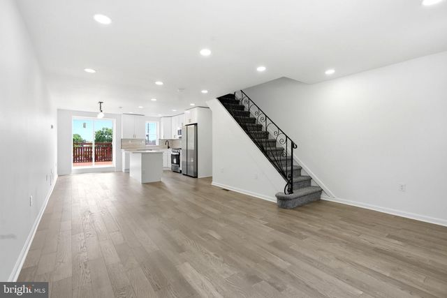 5919 N HUTCHINSON ST, Philadelphia, PA 19141