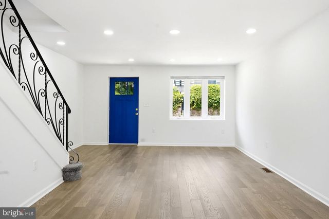 5919 N HUTCHINSON ST, Philadelphia, PA 19141