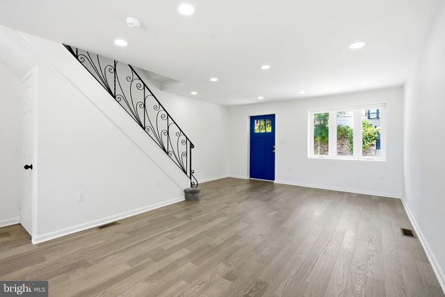 5919 N HUTCHINSON ST, Philadelphia, PA 19141