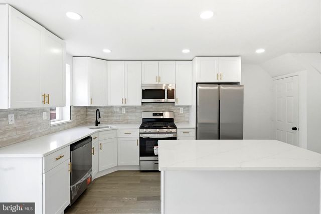 5919 N HUTCHINSON ST, Philadelphia, PA 19141
