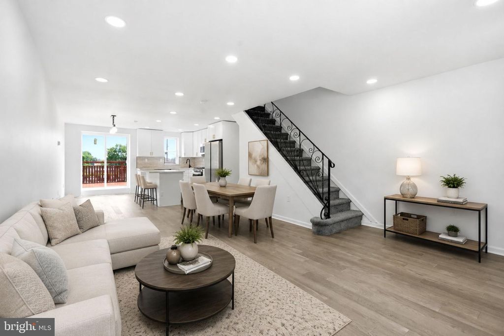 5919 N HUTCHINSON ST, Philadelphia, PA 19141