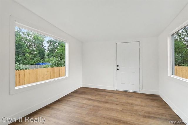 15887 Marlowe Street, Detroit, MI 48227