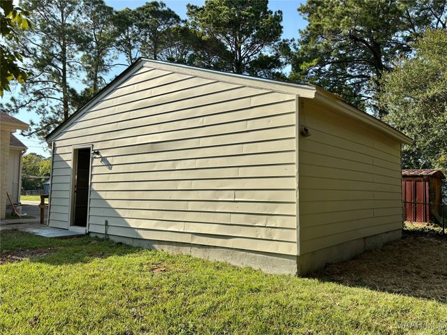 3365 Southmont Drive, Montgomery, AL 36105