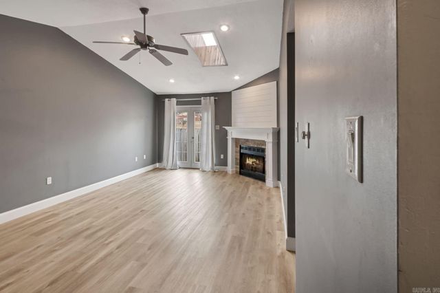 2733 Greenbriar Dr Apt B, Jonesboro, AR 72401