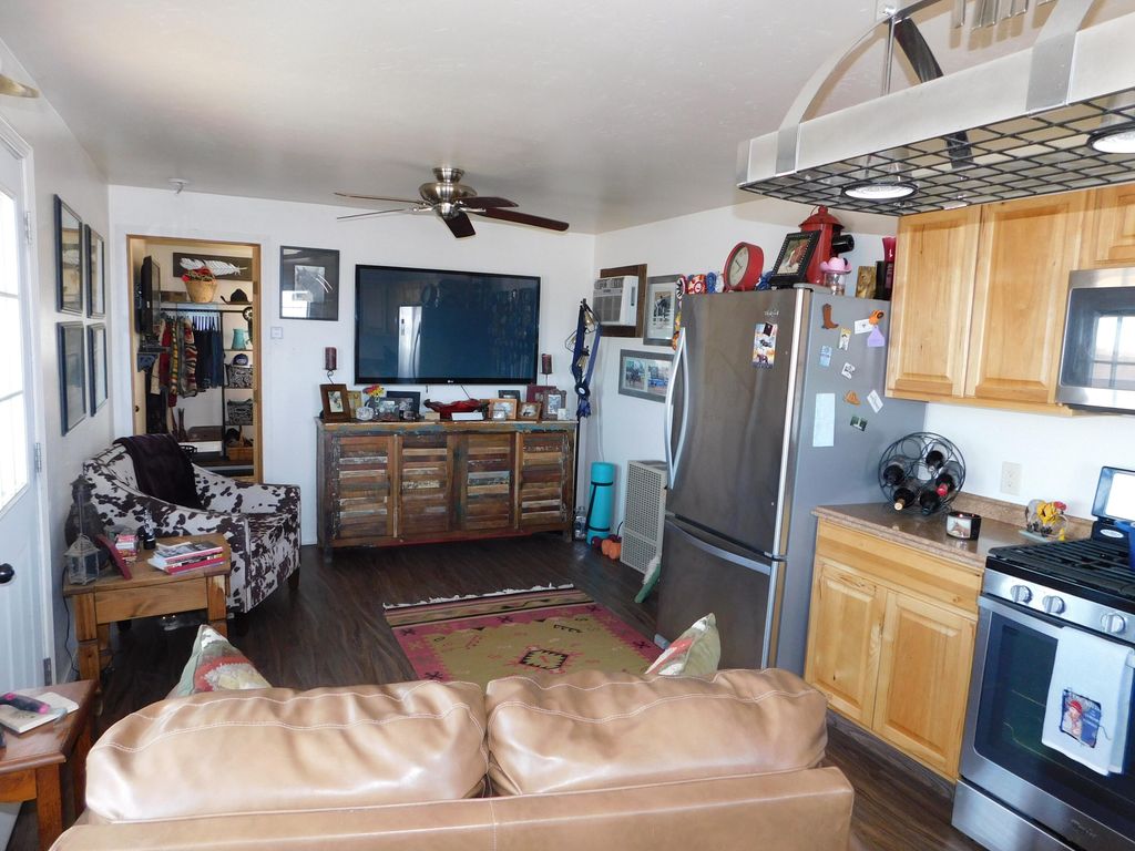 Image 8 of property listing at 196 Cimarron Drive, Quemado, NM 87829