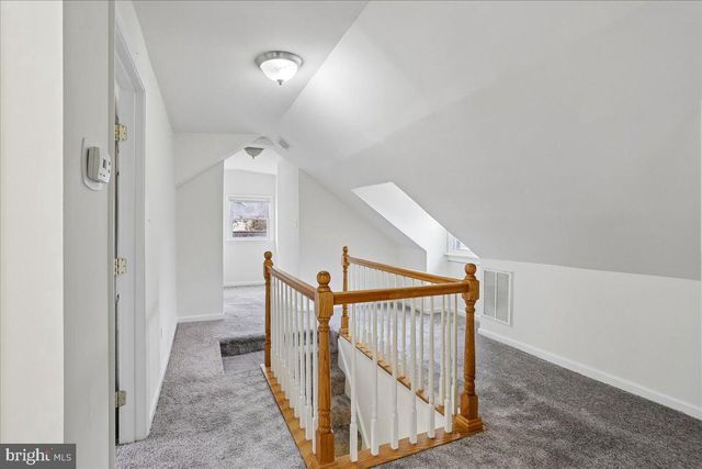 1721 S MONROE ST S, Arlington, VA 22204