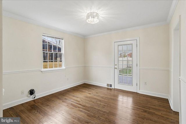 1721 S MONROE ST S, Arlington, VA 22204