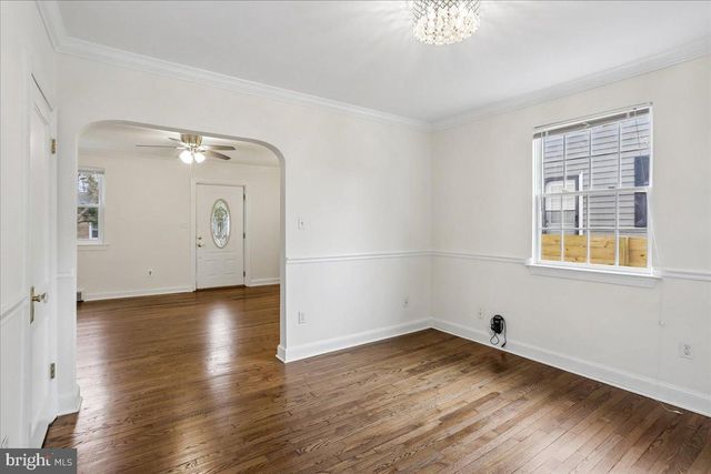 1721 S MONROE ST S, Arlington, VA 22204