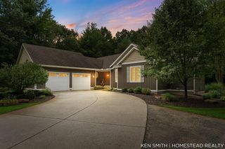1876 Columbus Street, Park Twp, MI 49424