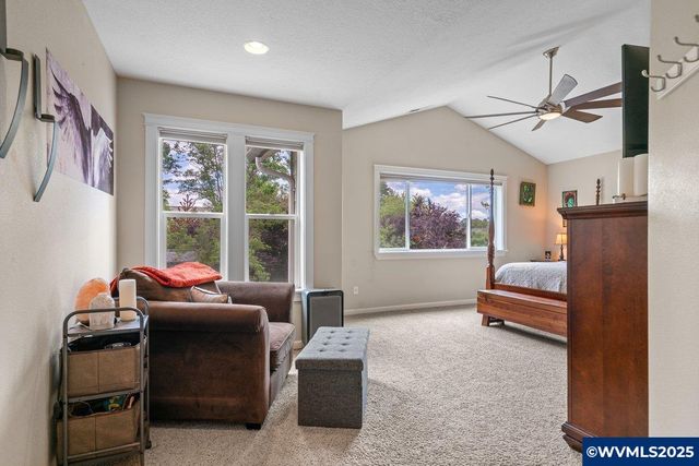 1080 SW Forestry Ln, Dallas, OR 97338