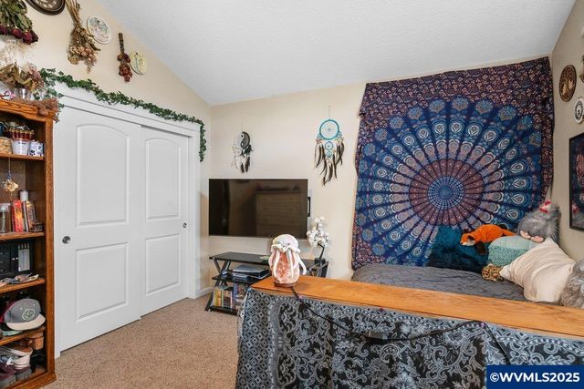 1080 SW Forestry Ln, Dallas, OR 97338