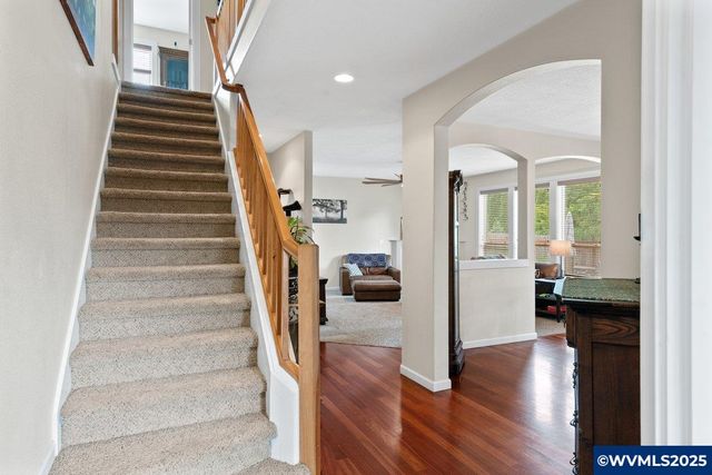 1080 SW Forestry Ln, Dallas, OR 97338