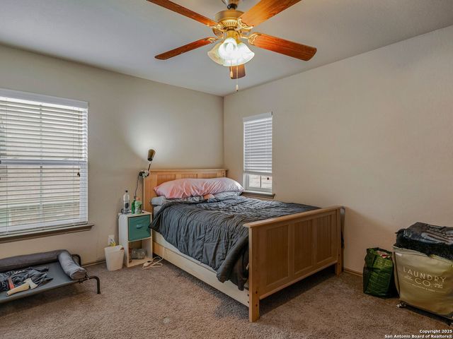 426 Redbird Chase, San Antonio, TX 78253