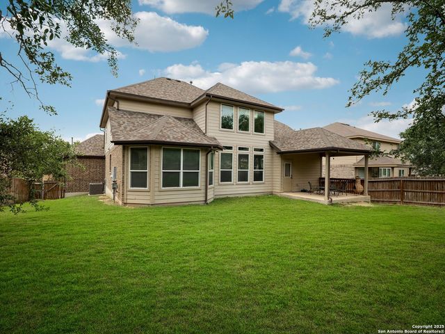 426 Redbird Chase, San Antonio, TX 78253