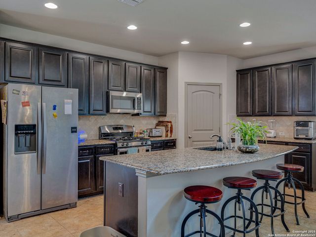426 Redbird Chase, San Antonio, TX 78253